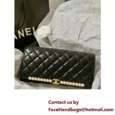 CHANEL lambskin,imitation pearls & gold-tone metal black clutch AS4455 2023